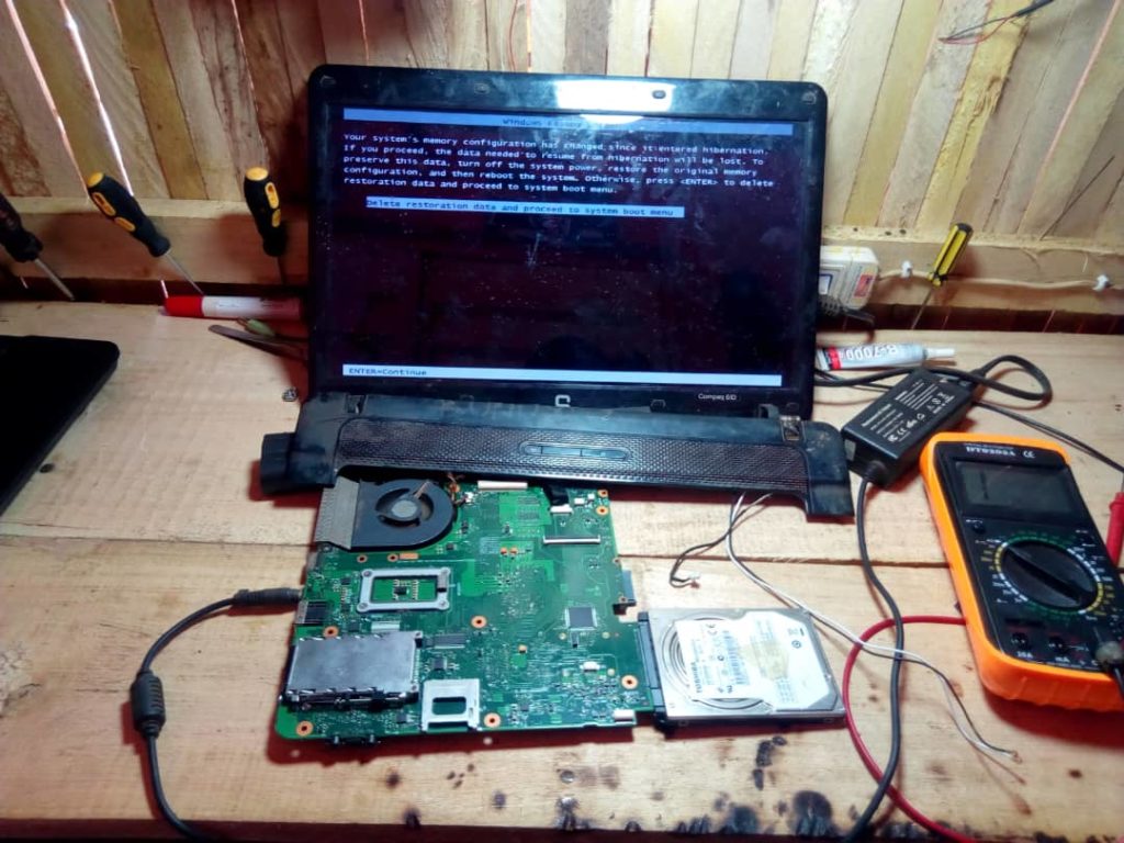 Laptop and desktop computer engineer's shop in ijebu ode